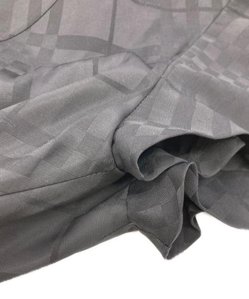 BURBERRY LONDON（バーバリーロンドン）BURBERRY LONDON (バーバリーロンドン) ギャザーシャツ ブラック サイズ:15の古着・服飾アイテム