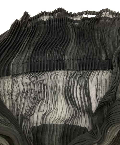 ISSEY MIYAKE FETE（イッセイミヤケフェット）ISSEY MIYAKE FETE (イッセイミヤケフェット) バイカラーアコーディオンプリーツシャツ/Two-tone accordion pleated shirt ブラック サイズ:2の古着・服飾アイテム