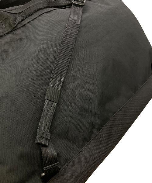 CHROME（クローム）CHROME (クローム) COURIER FLAP MSNGR 20L ブラックの古着・服飾アイテム