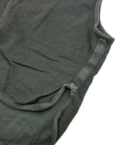 ARMANI JEANS（アルマーニジーンズ）ARMANI JEANS (アルマーニジーンズ) メタルボタンジレ グリーン サイズ:48の古着・服飾アイテム