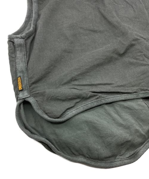 ARMANI JEANS（アルマーニジーンズ）ARMANI JEANS (アルマーニジーンズ) メタルボタンジレ グリーン サイズ:48の古着・服飾アイテム