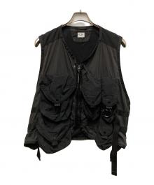 C.P COMPANY（シーピーカンパニー）の古着「Outerwear Vest」｜ブラック