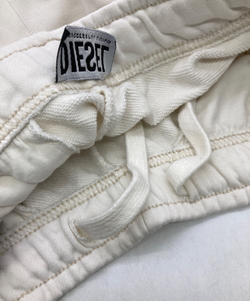 DIESEL（ディーゼル）DIESEL (ディーゼル) P-MARKY-Ｇ1 ホワイト サイズ:Ｌの古着・服飾アイテム