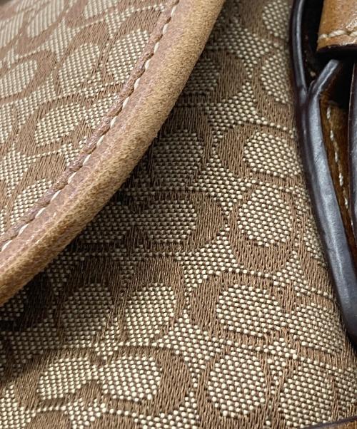 COACH（コーチ）COACH (コーチ) シグネチャーワンショルダーバッグ ブラウンの古着・服飾アイテム