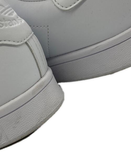 adidas（アディダス）adidas (アディダス) ローカットスニーカー ホワイト サイズ:25.5cmの古着・服飾アイテム