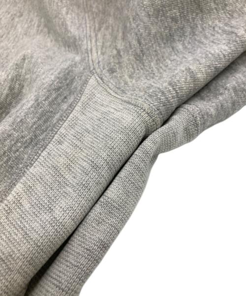 Champion（チャンピオン）Champion (チャンピオン) 80sはめ込み前Vリバースウィーブスウェット グレー サイズ:M(肩幅48/身幅55/着丈55)の古着・服飾アイテム