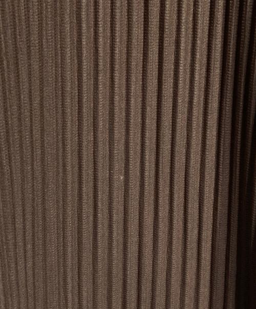 HOMME PLISSE ISSEY MIYAKE（オム プリッセ イッセイ ミヤケ）HOMME PLISSE ISSEY MIYAKE (オム プリッセ イッセイ ミヤケ) プリーツカットソー/Pleated cut and sew ブラウン サイズ:3の古着・服飾アイテム