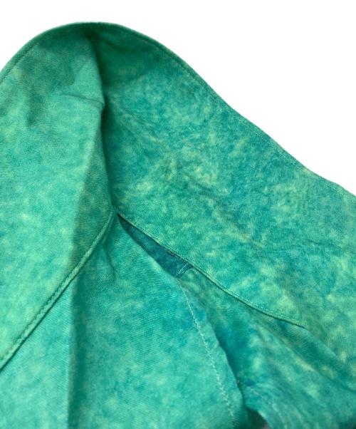 YOKE（ヨーク）YOKE (ヨーク) GRADATIOＮ PRINTED OPEN COLLAR SHIRT/グラデーションプリンテッドオープンカラーシャツ グリーン サイズ:2の古着・服飾アイテム