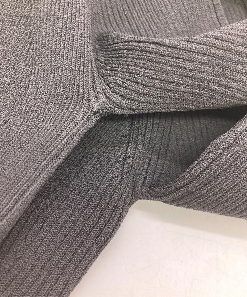 DIESEL（ディーゼル）DIESEL (ディーゼル) M-VERA-LS メタルロゴリブニット ブラック サイズ:	SIZE Mの古着・服飾アイテム