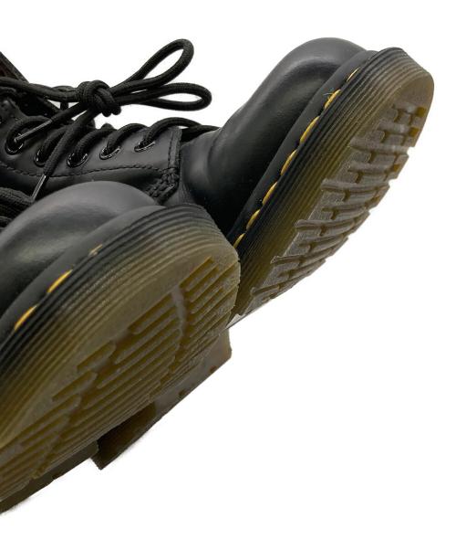 Dr.Martens（ドクターマーチン）Dr.Martens (ドクターマーチン) 1460 8 ホールブーツ ブラック サイズ:SIZE UK3　(22cm)の古着・服飾アイテム