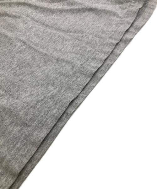 stussy（ステューシー）stussy (ステューシー) 縦ロゴインターナショナルTシャツ グレー サイズ:Sの古着・服飾アイテム