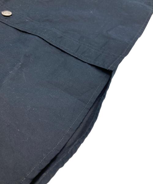 VERSUS（ヴェルサス）VERSUS (ヴェルサス) メデューサボタンバンドカラーシャツ ブラック サイズ:XLの古着・服飾アイテム