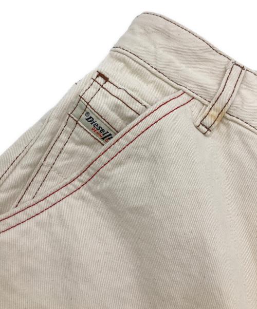 DIESEL（ディーゼル）DIESEL (ディーゼル) D-SIRE-CARGO カーゴパンツ ベージュ サイズ:23の古着・服飾アイテム