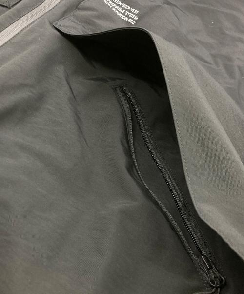 CMF OUTDOOR GARMENT（コンフィーアウトドアガーメント）CMF OUTDOOR GARMENT (コンフィーアウトドアガーメント) 15 STEP VEST ブラック サイズ:Ｌの古着・服飾アイテム