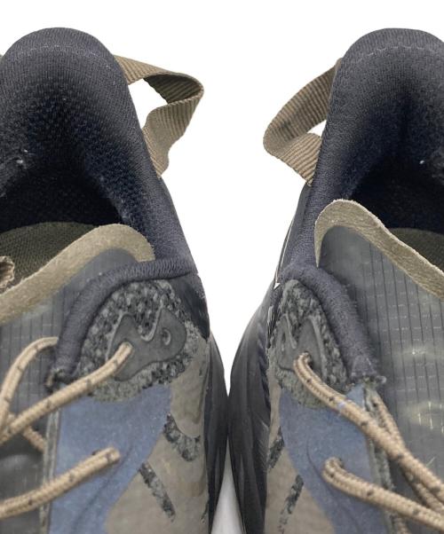 HOKAONEONE（ホカオネオネ）HOKAONEONE (ホカオネオネ) CLIFTON SATISFYRUNNING ローカットスニーカー ブラック×グレー サイズ:	SIZE US8.5（26.5cm）の古着・服飾アイテム