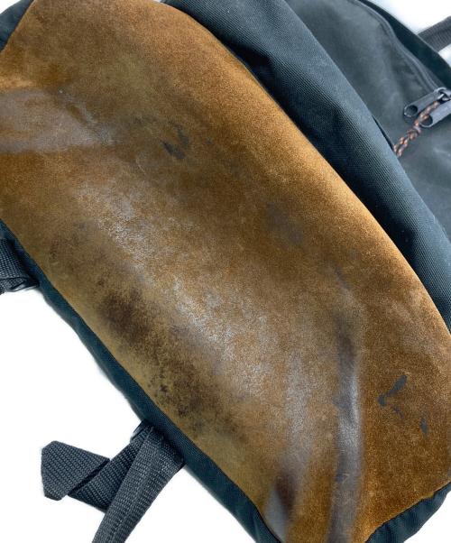 EASTPAK（イーストパック）EASTPAK (イーストパック) バックパック ブラックの古着・服飾アイテム