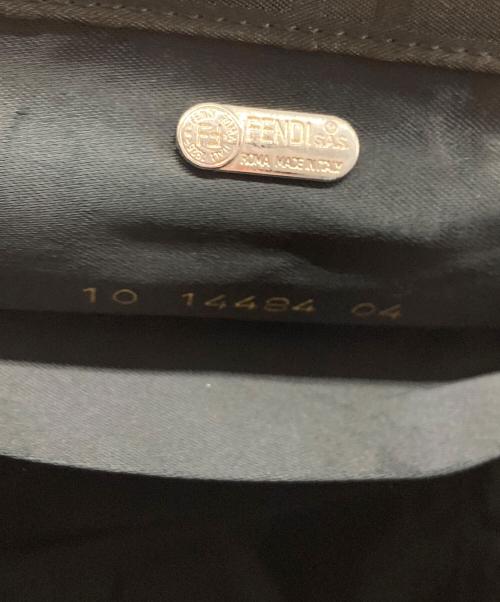 FENDI（フェンディ）FENDI (フェンディ) ズッカ柄ミニバッグ ブラックの古着・服飾アイテム