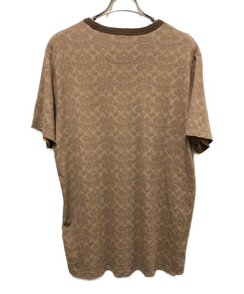 COACH（コーチ）COACH (コーチ) エッセンシャル シグネチャー Tシャツ ブラウン サイズ:Sの古着・服飾アイテム
