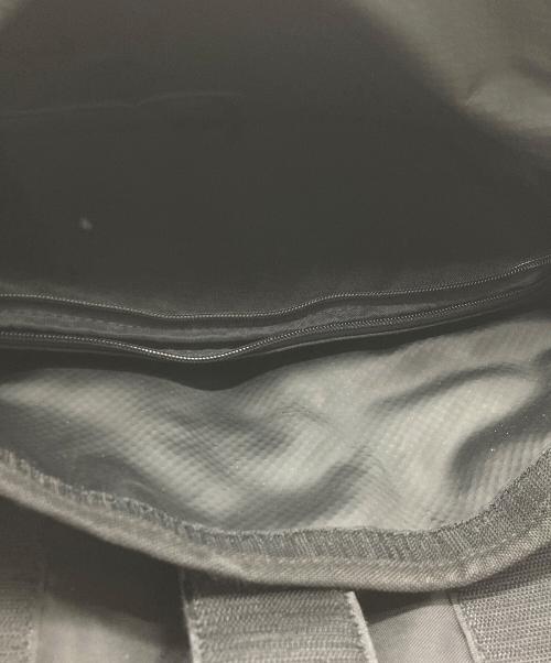 Token Bags（トークンバッグス）Token Bags (トークンバッグス) Lorimer エナメルメッセンジャーバッグ ブラックの古着・服飾アイテム