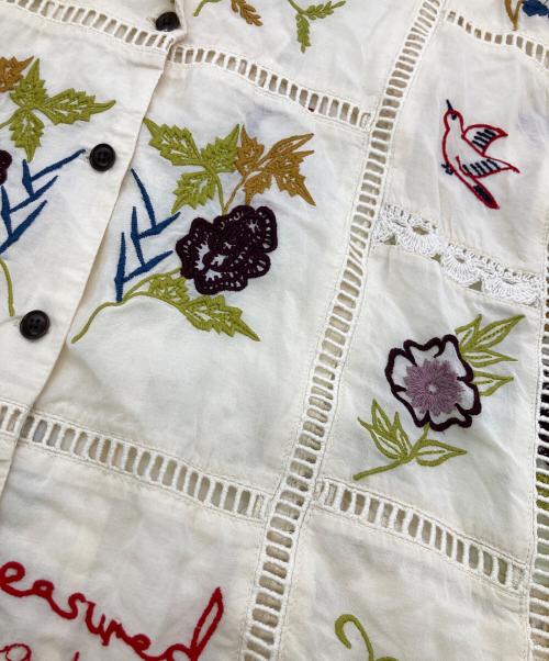 TODAYFUL（トゥデイフル）TODAYFUL (トゥデイフル) Embroidery Patchwork Shirts ベージュ サイズ:	SIZE Freeの古着・服飾アイテム
