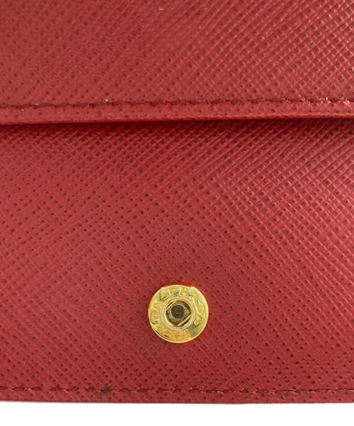 PRADA（プラダ）PRADA (プラダ) サフィアーノ2つ折り財布 レッドの古着・服飾アイテム