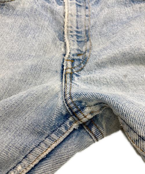 LEVI'S（リーバイス）LEVI'S (リーバイス) フレアデニムパンツ インディゴ サイズ:32の古着・服飾アイテム