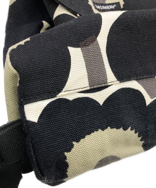 marimekko（マリメッコ）marimekko (マリメッコ) PIENI UNIKKO NIPPU ブラック×ホワイトの古着・服飾アイテム