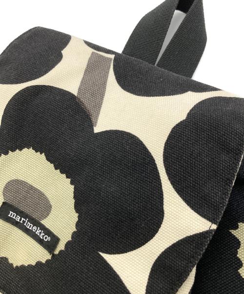marimekko（マリメッコ）marimekko (マリメッコ) PIENI UNIKKO NIPPU ブラック×ホワイトの古着・服飾アイテム
