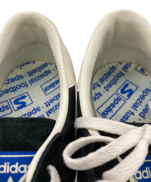 adidas（アディダス）adidas (アディダス) PAMPANGA SPZL CORE ブラック×ホワイト サイズ:26cmの古着・服飾アイテム