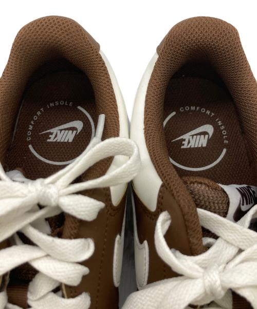 NIKE（ナイキ）NIKE (ナイキ) ローカットスニーカー ブラウン サイズ:23.5の古着・服飾アイテム