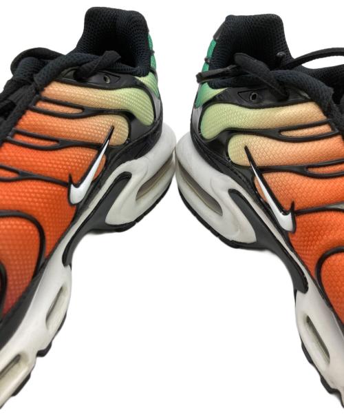 NIKE（ナイキ）NIKE (ナイキ) AIR MAX PLUS ローカットスニーカー ブラック サイズ:	SIZE US6.5（23.5cm）の古着・服飾アイテム