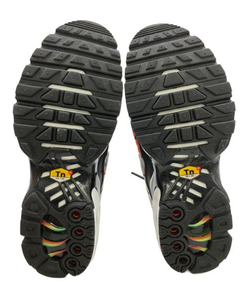 NIKE（ナイキ）NIKE (ナイキ) AIR MAX PLUS ローカットスニーカー ブラック サイズ:	SIZE US6.5（23.5cm）の古着・服飾アイテム
