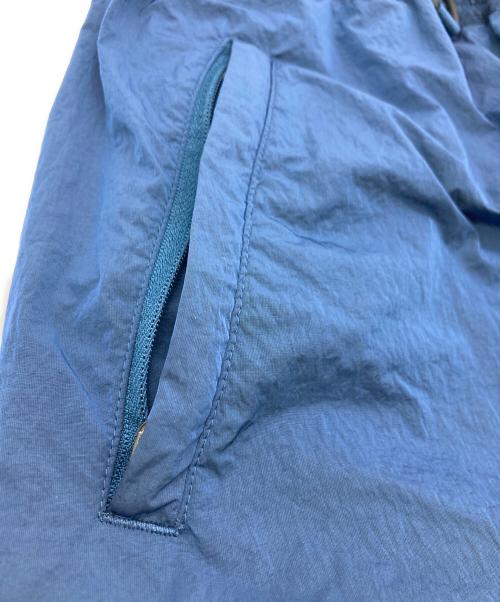 F.C.R.B.（エフシーレアルブリストル）F.C.R.B. (エフシーレアルブリストル) BIG LOGO NYLON EASY PANTS ネイビー サイズ:Mの古着・服飾アイテム