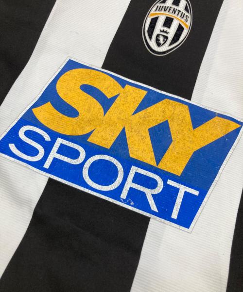 NIKE（ナイキ）NIKE (ナイキ) ゲームシャツ 2004-05 JUVENTUS ホワイト×ブラック サイズ:Sの古着・服飾アイテム