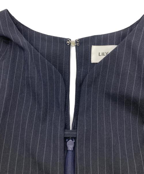 Lily Brown（リリーブラウン）Lily Brown (リリーブラウン) Bubble Hem Stretch Dress ネイビーの古着・服飾アイテム
