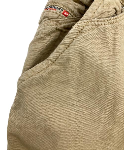 DIESEL（ディーゼル）DIESEL (ディーゼル) ブーツカットストレートパンツ ベージュ サイズ:W29の古着・服飾アイテム