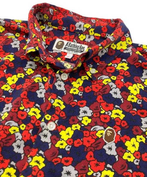 A BATHING APE（アベイシングエイプ）A BATHING APE (アベイシングエイプ) フラワーシャツワンピース レッド×ネイビー サイズ:SIZE Sの古着・服飾アイテム