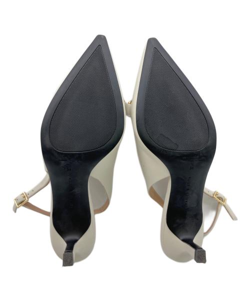 CHARLES & KEITH（チャールズアンドキース）CHARLES & KEITH (チャールズアンドキース) ホースビット ポインテッドトゥスリングバックパンプス ベージュ サイズ:SIZE 36　（23cm）の古着・服飾アイテム