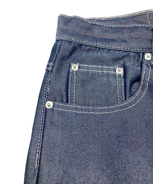 LANY（レニー）LANY (レニー) メタリックデニムパンツ シルバー×ネイビー サイズ:32の古着・服飾アイテム
