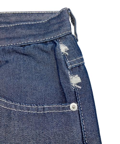 LANY（レニー）LANY (レニー) メタリックデニムパンツ シルバー×ネイビー サイズ:32の古着・服飾アイテム