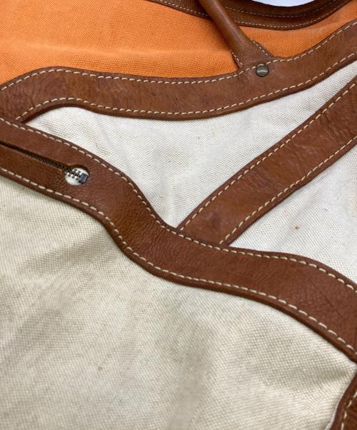 ISSEY MIYAKE（イッセイミヤケ）ISSEY MIYAKE (イッセイミヤケ) ショルダーバッグ ベージュの古着・服飾アイテム