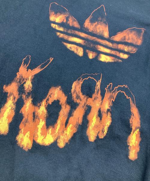 adidas（アディダス）adidas (アディダス) Korn (コーン) T-Shirt 