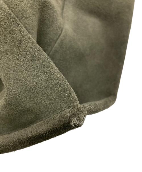 COS（コス）COS (コス) slouchy suede tote bag グリーンの古着・服飾アイテム