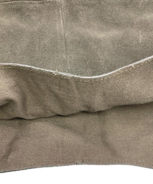 COS（コス）COS (コス) slouchy suede tote bag グリーンの古着・服飾アイテム