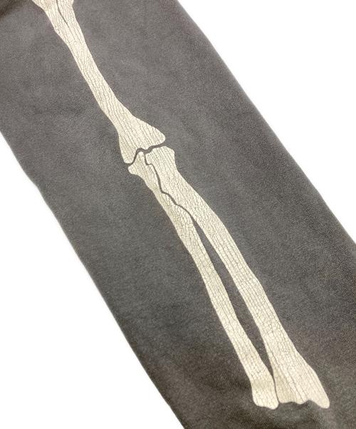 SAINT MICHAEL（セントマイケル）SAINT MICHAEL (セントマイケル) BONE HOODIE グレー サイズ:XLの古着・服飾アイテム