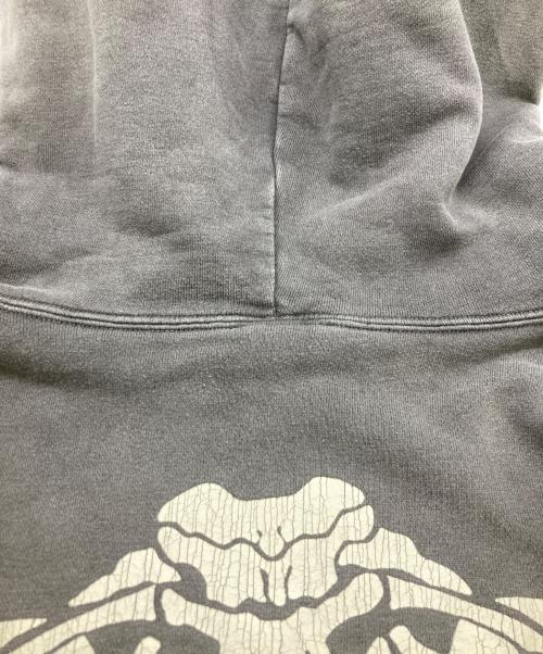 SAINT MICHAEL（セントマイケル）SAINT MICHAEL (セントマイケル) BONE HOODIE グレー サイズ:XLの古着・服飾アイテム