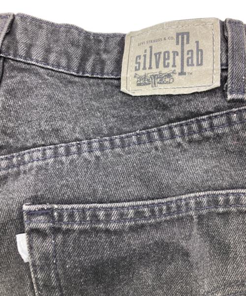 LEVI'S（リーバイス）LEVI'S (リーバイス) 90s Silvertab LOOSE ハーフパンツ ブラック サイズ:SIZE 86cm (W34)の古着・服飾アイテム