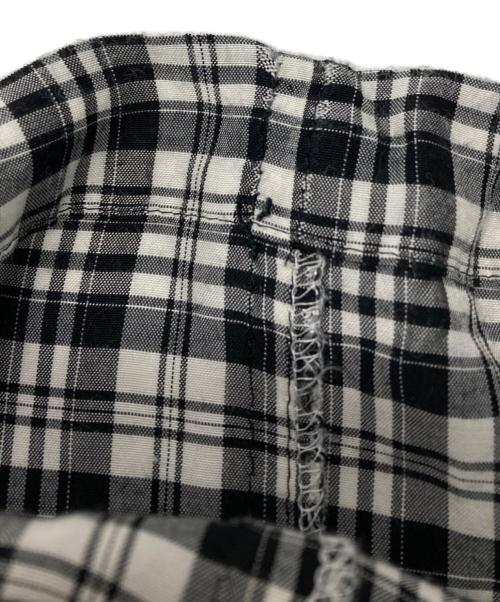 ROBE DE CHAMBRE COMME DES GARCONS（ローブドシャンブル コムデギャルソン）ROBE DE CHAMBRE COMME DES GARCONS (ローブドシャンブル コムデギャルソン) チェックスカート/Plaid skirt ブラック×ホワイト サイズ:－の古着・服飾アイテム