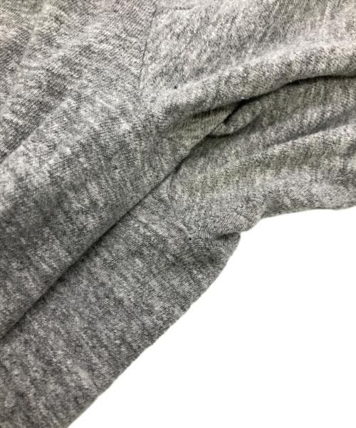 USED（ユーズド）USED (ユーズド) 染み込みカレッジプリントリンガーTシャツ グレー サイズ:不明（実寸サイズ参照）の古着・服飾アイテム