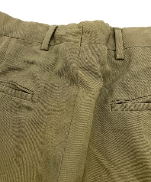 corbin（コービン）corbin (コービン) 2タックスラックス グリーン サイズ:-の古着・服飾アイテム
